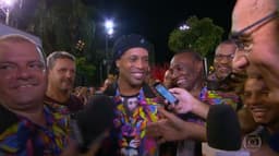 Ronaldinho no Desfile das Escolas de Samba