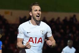 Harry Kane marcou 23 gols pelo Tottenham e está na liderança do Campeonato Inglês