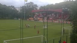 Torcida apoia São Paulo em treino antes do Choque-Rei