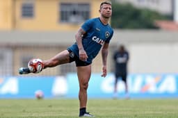 Léo Valencia - Botafogo