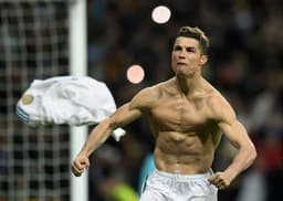 Cristiano Ronaldo balançou as redes nos últimos 11 jogos que fez pela Liga dos Campeões. O português aumentou a série ao fazer, de pênalti, o gol da vaga contra a Juventus