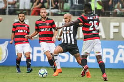 O duelo do primeiro turno terminou Atlético-MG 2 x 1 Vitória, no dia 22/4