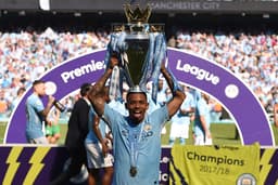 O Manchester City de Gabriel Jesus foi campeão inglês com quatro rodadas de antecedência