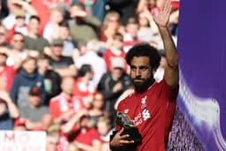 Com 32 gols marcados, Mohamed Salah terminou o Campeonato Inglês como artilheiro. O egípcio agora quer conquistar no sábado o título da Champions League pelo Liverpool, que enfrenta o Real Madrid.