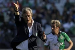 Jorge Jesus deve anunciar nos próximos dias a saída do Sporting. A temporada terminou sem títulos e com a torcida agredindo jogadores