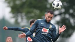 Treino Seleção Brasileira Renato Augusto