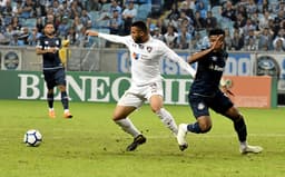 João Carlos entrou no segundo tempo do jogo contra o Grêmio