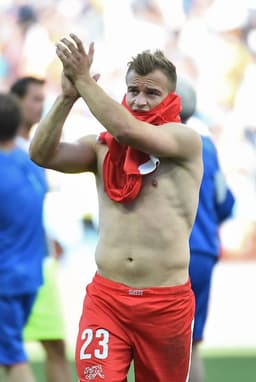 Xherdan Shaqiri fez três gols no triunfo de 3 a 0 sobre Honduras. O jogador é o destaque da Suíça, rival do Brasil na estreia