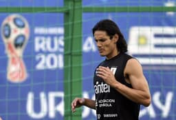 Cavani no treino do Uruguai