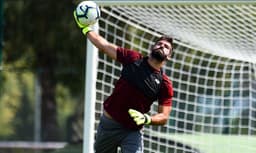 Treino Alisson