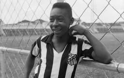 Pelé aos 16 anos no Santos