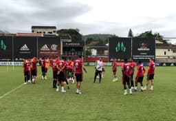 Reservas do Flamengo no Ninho do Urubu