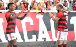 Botafogo x Flamengo - Bruno Henrique e Gabigol