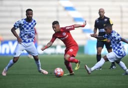 São José 2 x 0 Internacional: as imagens da partida