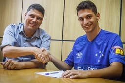 Marco Antônio assinou por quatro temporadas com o Cruzeiro