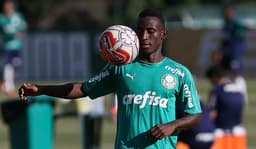 O atacante Ivan Angulo, de 19 anos, foi emprestado ao Palmeiras até o final desta temporada