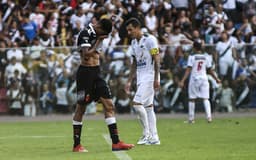 O Vasco falhou na pontaria e perdeu a primeira partida em 2019. O Cruz-Maltino até criou chances, mas não foi eficiente nas conclusões, melhor para a Cabofriense que venceu por 2 a 0 na tarde deste domingo, no Kleber Andrade, em Cariacica, no Espírito Santo. Bruno César e Marrony se salvaram no tropeço. Confira, a seguir, as notas do LANCE! (Por Rafael Bortoloti - reportervasco@lancenet.com.br)