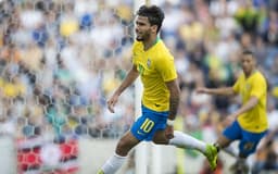 Em atuação pouco inspirada, a Seleção Brasileira não saiu de empate por 1 a 1 contra o Panamá, em amistoso disputado em Portugal.&nbsp;Lucas Paquetá abriu o placar do duelo e foi o melhor nome do Brasil. Veja notas do LANCE!. (Por&nbsp;Lazlo Dalfovo - lazlodalfovo@lancenet.com.br)