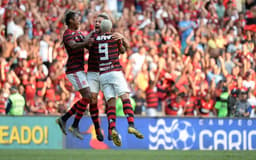 O Flamengo levou um susto do Fluminense, mas saiu do Maracanã com a vitória por 3 a 2, após estar vencendo por 3 a 0. Bruno Henrique foi o grande destaque da partida, com dois gols e uma assistência para Gabigol. Veja as notas do Rubro-Negro dadas pelo LANCE!. Por João Vítor Castanheira (joaovitor@lancenet.com.br)