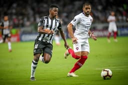 O Galo joga pela segunda vez em casa e quer se recuperar da derrotas para Cerro(foto) e Nacional-URU, fora de casa