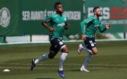 Borja trabalhou no campo da Academia de Futebol com os reservas nesta segunda