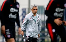 Reinaldo Rueda está em seu segundo ano no comando do Chile