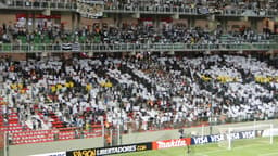 Mosaico da torcida do Atlético-MG no Independência antes da partida contra o Santa Fé (26/02/2014)