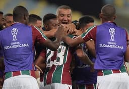 Gol de João Pedro - Fluminense x Atlético Nacional