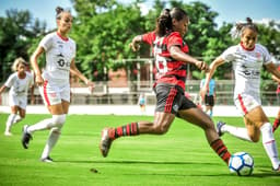 Rayanne - futebol feminino do Flamengo