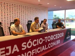 Coletiva de Landim - Saída do Flamengo