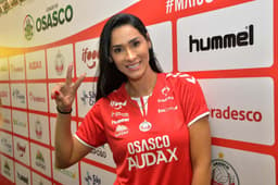 Jaqueline foi apresentada em Osasco