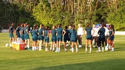 Seleção Brasileira Feminina - Primeiro Treino com Pia