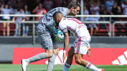 São Paulo e Grêmio não saíram do zero na manhã deste sábado pelo Brasileiro. E a falta de gols se deu por conta da boa atuação da dupla de goleiros no Morumbi. Tiago Volpi e Julio César foram os maiores destaques de suas equipes. Confira a avaliação na galeria a seguir, por Gabriel Rodrigues.