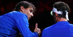 Rafael Nadal dá conselhos técnicos a Roger Federer na Laver Cup