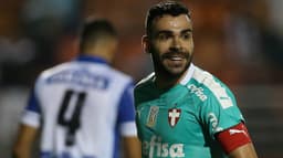 Noite inspirada e com uma atuação de gala do capitão! Foi assim que o Palmeiras goleou o CSA por 6 a 2 em São Paulo. Bruno Henrique deixou o campo ovacionado após roubar a cena em campo. O craque fez dois gols, deu assistência e iniciou um dos lances de gol do Verdão. Confira as notas e análise do Lance! (Gabriel Rodrigues -&nbsp;gabrielrodrigues@lancenet.com.br):