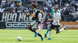 O Vasco foi derrotado neste domingo por 1 a 0 para o Corinthians e se manteve na 13ª posição da tabela. Além do resultado negativo, a equipe não mostrou um bom futebol, apesar de ter pressionado o adversário em alguns momentos do duelo. O garoto Talles Magno foi um dos poucos a tentar alguma coisa e recebeu a maior nota do Vasco. Confira na galeria a seguir a avaliação de cada jogador. (Por Gabriel Rodrigues)