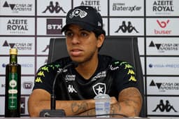 Coletiva Botafogo - Yuri