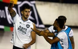 Confira a seguir a galeria especial do LANCE! com as imagens do empate entre Botafogo e Caxias nesta quarta-feira