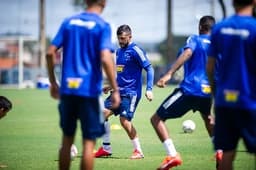 Robinho está no fim de sua recuperação e vai reforçar o Cruzeiro