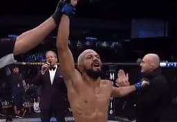 Deiveson conquistou uma bela vitória, mas ficou sem o cinturão dos moscas (Foto: Reprodução/Twitter/UFC)