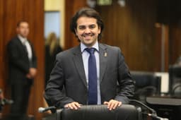 Luiz Fernando Guerra, deputado que apresentou o projeto de lei sobre o Dia Estadual do Coritiba