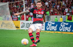 Flamengo x Barcelona SC - Léo Pereira