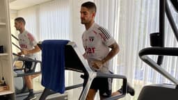 Alexandre Pato - treino em casa