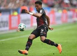 Leon Bailey - Bayern Leverkusen