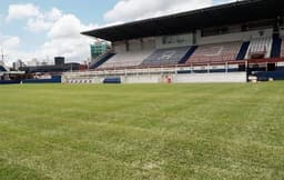 Estádio Augusto Bauer, em Brusque