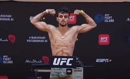 Carcacinha bateu o limite dos penas e está confirmado para o UFC desta quarta (Foto: Reprodução/YouTube/UFC)