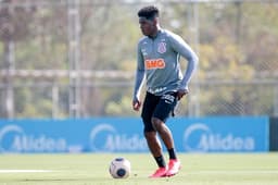 Yony González - Treino Corinthians