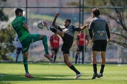 Marrony teve boa atuação e mostrou que pode ser uma opção para Sampaoli no comando do ataque