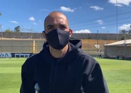 Tardelli iniciou o trabalho de fisioterapia para recuperar o tornozelo direito