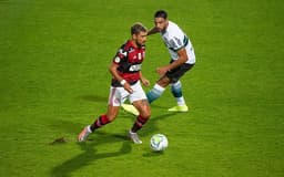 Coritiba x Flamengo - Arrascaeta